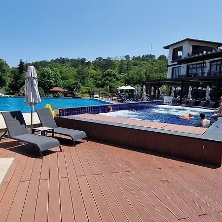 Aj 1 With Pool View, Santa Marina Village, ソゾポル