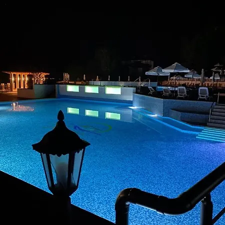 Aj 1 With Pool View, Santa Marina Village, Apartment Sozopol